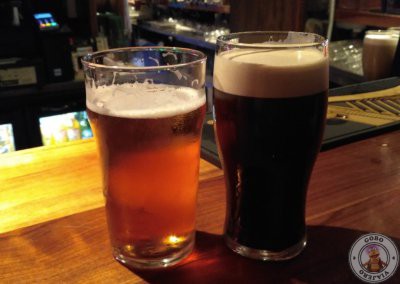 Pintas de Galway hooker lager y Murphys stout