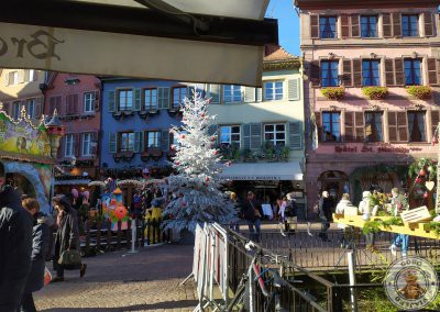 Vistas esperando para entrar en Brasserie Schwendi. Dónde comer en Colmar