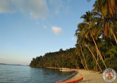 Atardecer en Bar en White Beach